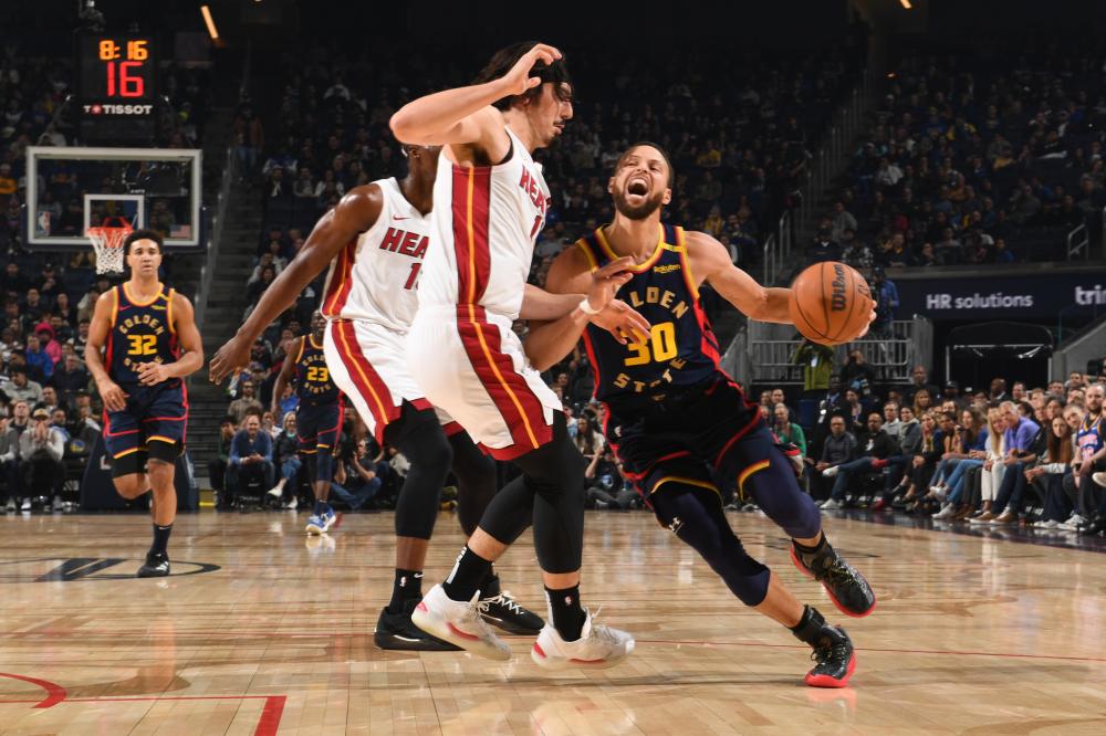 仅让他保持 仅让他保持