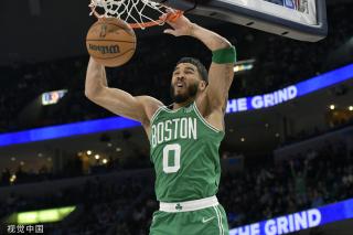 持续三个小 持续三个小