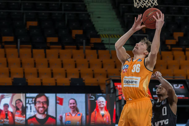 这些常规赛 这些常规赛